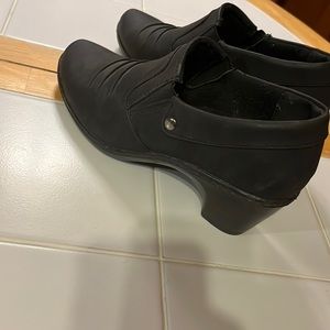 Easy Street Bennett Shootie